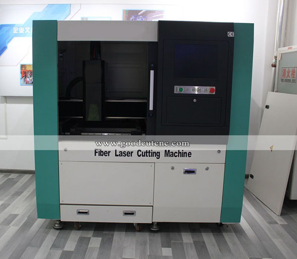 Small Size 6040 Fiber Laser Cutting Machine with Cover
