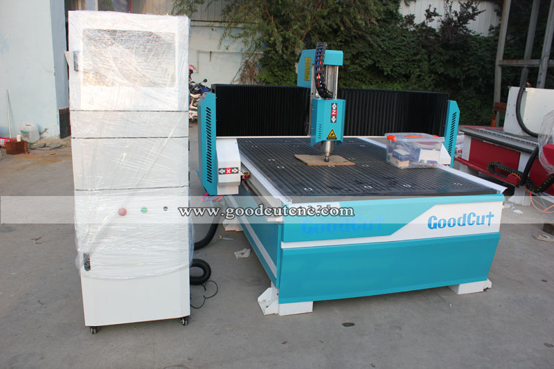 GC1325V Jinan GoodCut 1325 Woodworking Cnc Router with Vacuum Adsorb Table