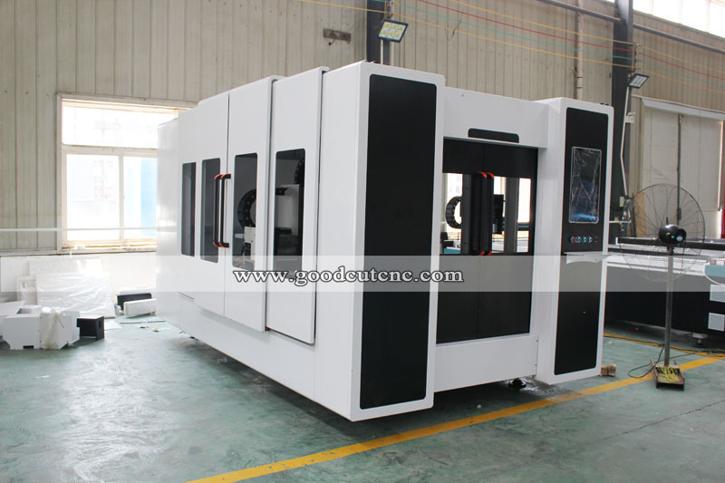 GC1530C 3000w 4000w Raycus/IPG Fiber Laser Cutting Machine with Protection Cover