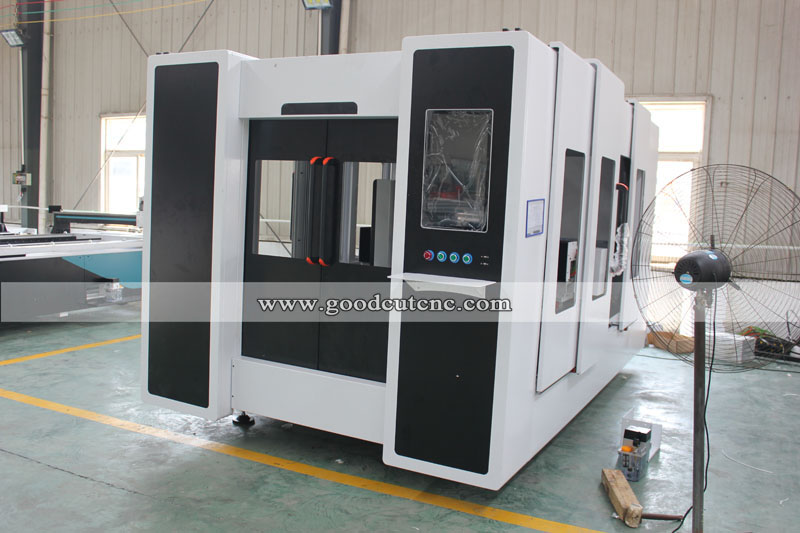 GC1530FC 3000w 4000w Raycus/IPG Fiber Laser Cutting Machine with Protection Cover