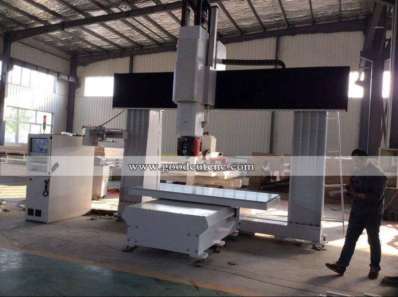 GC1325-5 Axis CNC Router ATC Machine for Wood Stone Foam Sculpture Mould with 5 Axis Spindle