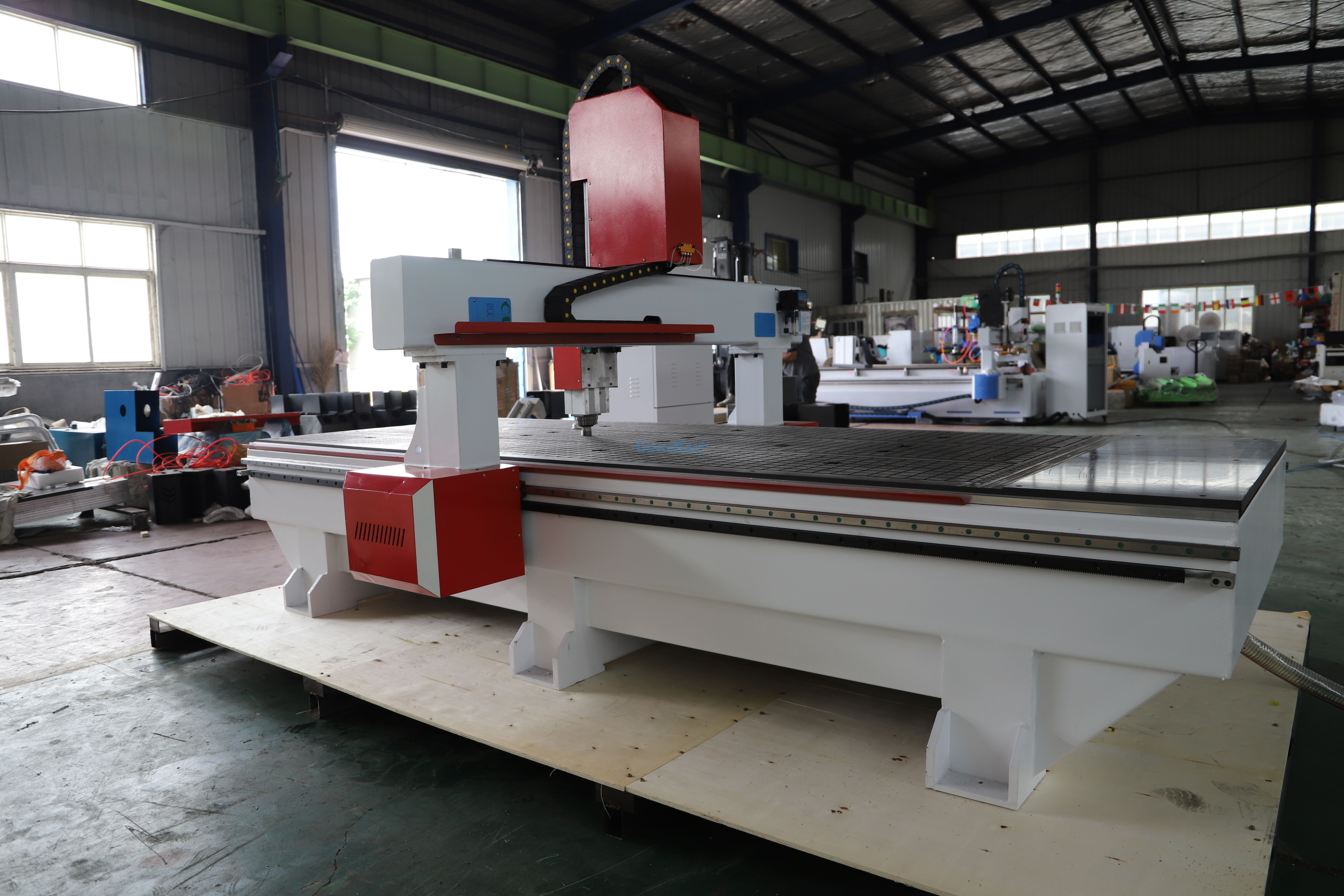 GC1325VH Heavy Duty CNC Router Machinery with Vacuum Table for Woodworking
